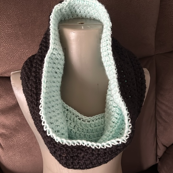 Crocheted Infinity Scarf Double Thickness- OS - Picture 2 of 5